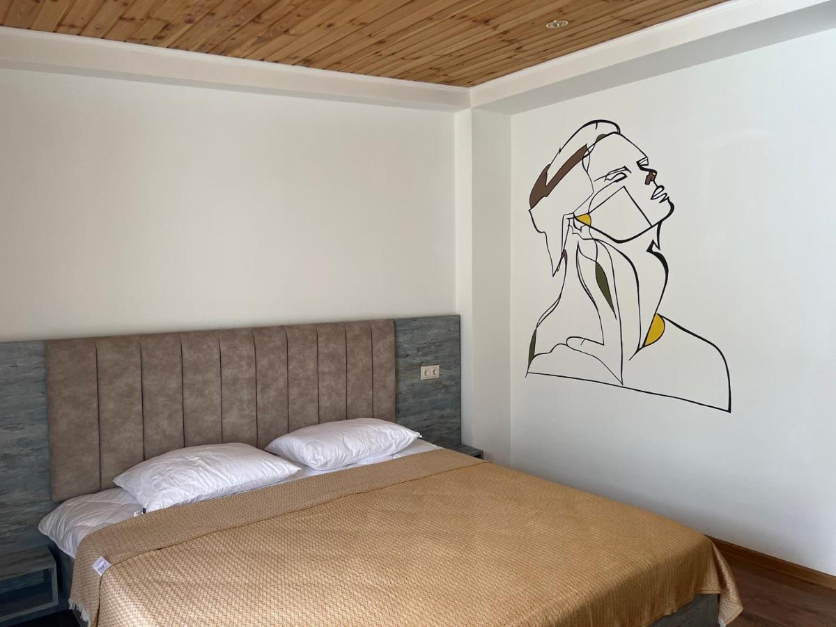 Anne'S Hotel In Местія Екстер'єр фото