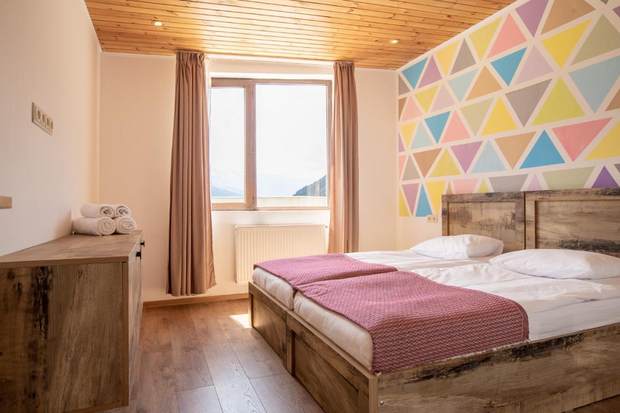 Anne'S Hotel In Местія Екстер'єр фото